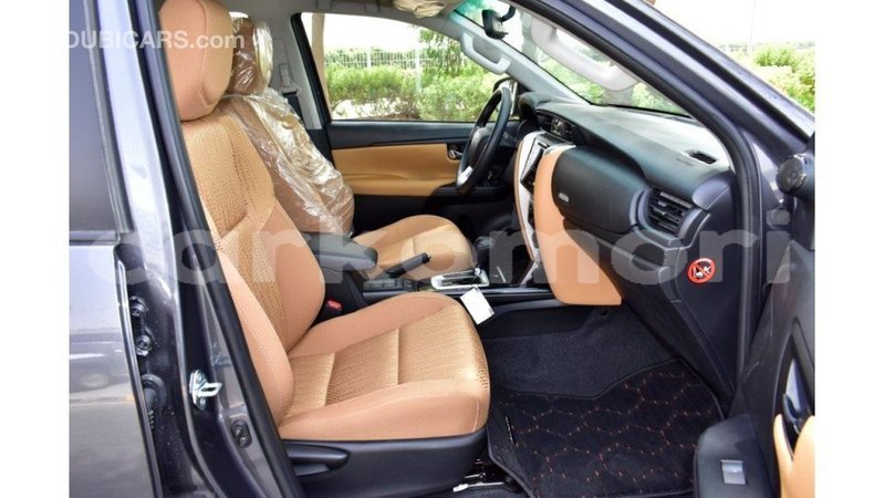 Big with watermark toyota fortuner grande comore import dubai 1735