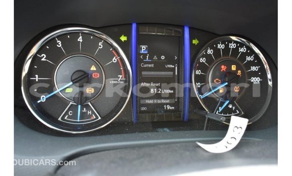 Acheter Import Voiture Toyota Fortuner Autre à Import - Dubai, Grande Comore Acheter Import Voiture Toyota Fortuner Autre à Import - Dubai, Grande Comore