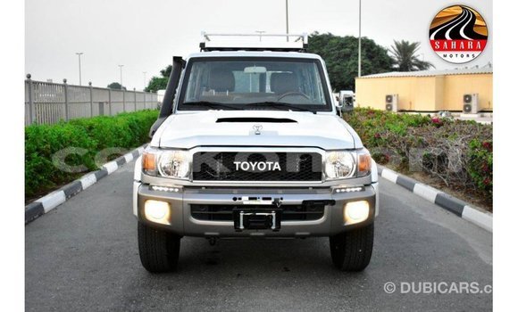 Acheter Import Voiture Toyota Land Cruiser Autre à Import - Dubai, Grande Comore Acheter Import Voiture Toyota Land Cruiser Autre à Import - Dubai, Grande Comore