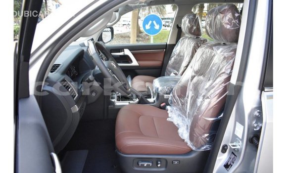 Acheter Import Voiture Toyota Land Cruiser Autre à Import - Dubai, Grande Comore Acheter Import Voiture Toyota Land Cruiser Autre à Import - Dubai, Grande Comore