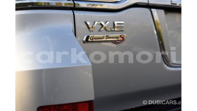 Big with watermark toyota land cruiser grande comore import dubai 1737