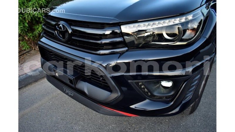 Big with watermark toyota hilux grande comore import dubai 1738