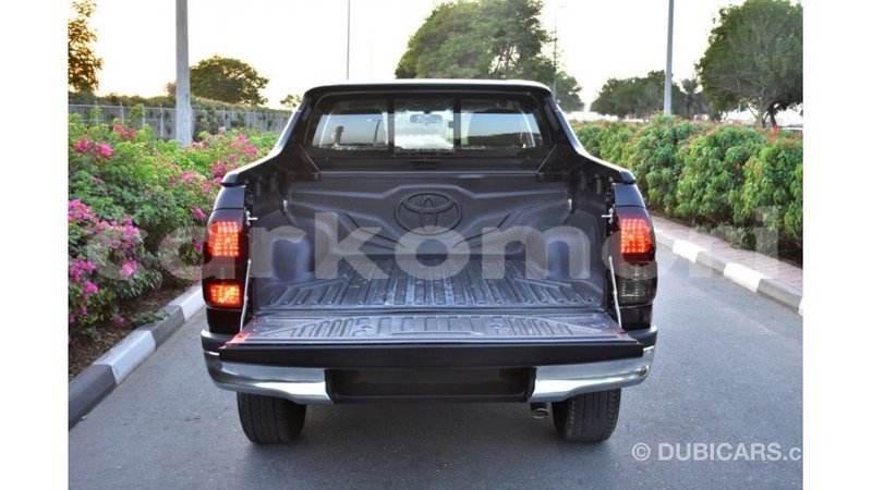 Big with watermark toyota hilux grande comore import dubai 1738