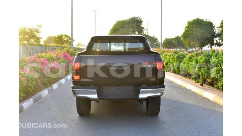 Big with watermark toyota hilux grande comore import dubai 1738