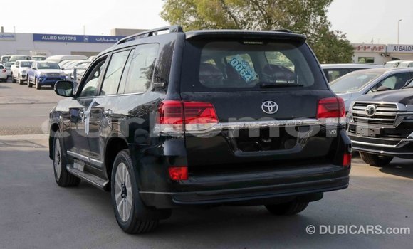 Buy Import Toyota Land Cruiser Black Car in Import - Dubai in Great Comore Buy Import Toyota Land Cruiser Black Car in Import - Dubai in Great Comore