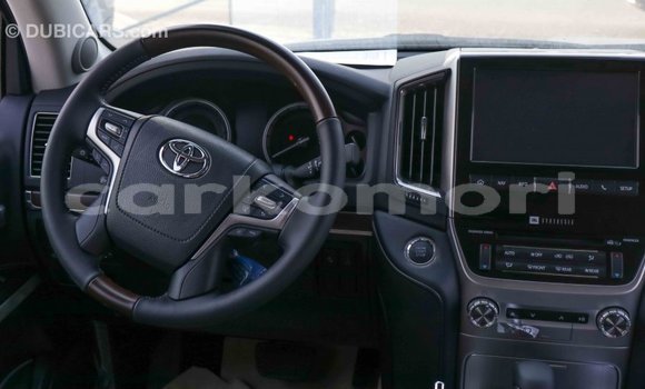 Buy Import Toyota Land Cruiser Black Car in Import - Dubai in Great Comore Buy Import Toyota Land Cruiser Black Car in Import - Dubai in Great Comore