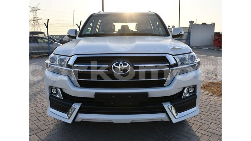 Big with watermark toyota land cruiser grande comore import dubai 1742