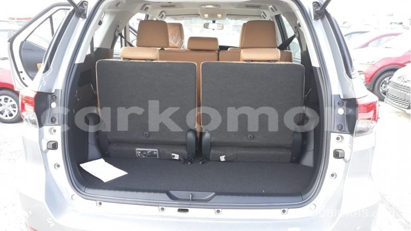 Big with watermark toyota fortuner grande comore import dubai 1743