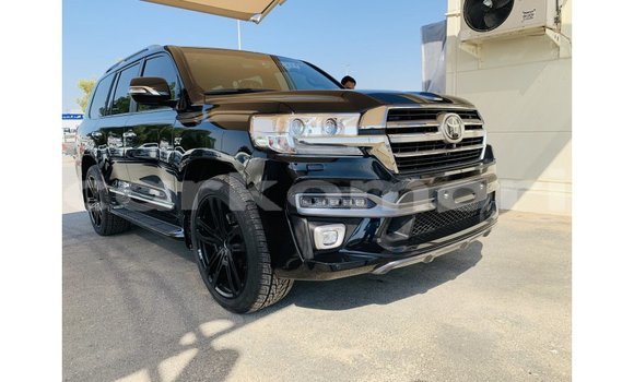 Buy Import Toyota Land Cruiser Black Car in Import - Dubai in Great Comore Buy Import Toyota Land Cruiser Black Car in Import - Dubai in Great Comore