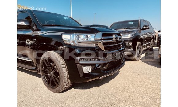 Buy Import Toyota Land Cruiser Black Car in Import - Dubai in Great Comore Buy Import Toyota Land Cruiser Black Car in Import - Dubai in Great Comore