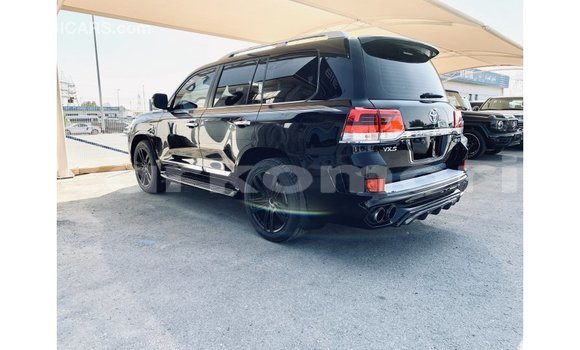 Buy Import Toyota Land Cruiser Black Car in Import - Dubai in Great Comore Buy Import Toyota Land Cruiser Black Car in Import - Dubai in Great Comore