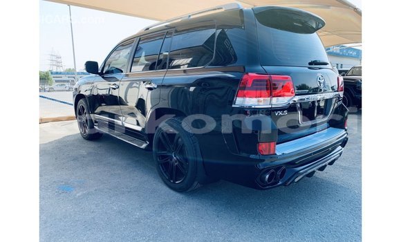 Buy Import Toyota Land Cruiser Black Car in Import - Dubai in Great Comore Buy Import Toyota Land Cruiser Black Car in Import - Dubai in Great Comore