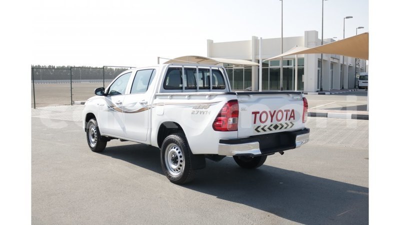 Big with watermark toyota hilux grande comore import dubai 1749