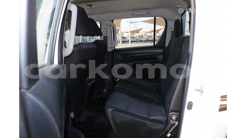 Big with watermark toyota hilux grande comore import dubai 1749