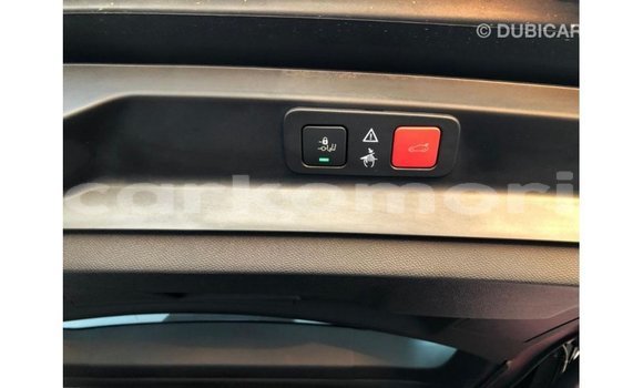 Acheter Import Voiture Peugeot 5008 Blanc à Import - Dubai, Grande Comore Acheter Import Voiture Peugeot 5008 Blanc à Import - Dubai, Grande Comore