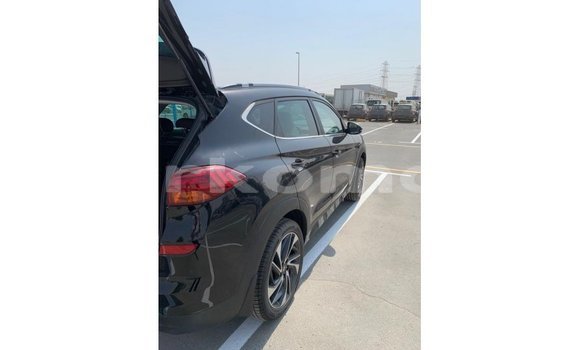 Buy Import Hyundai Tucson Black Car in Import - Dubai in Great Comore Buy Import Hyundai Tucson Black Car in Import - Dubai in Great Comore
