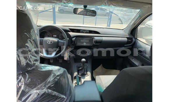 Buy Import Toyota Hilux White Car in Import - Dubai in Great Comore Buy Import Toyota Hilux White Car in Import - Dubai in Great Comore