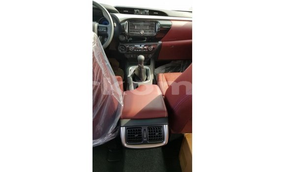 Buy Import Toyota Hilux Blue Car in Import - Dubai in Great Comore Buy Import Toyota Hilux Blue Car in Import - Dubai in Great Comore
