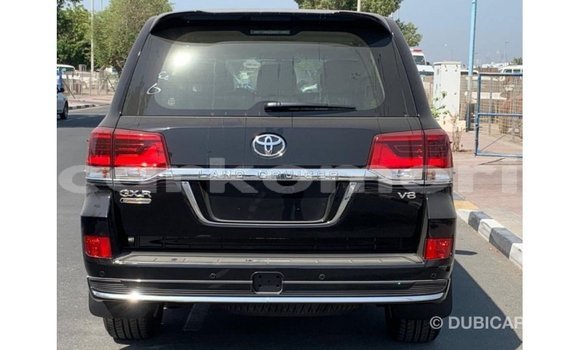 Buy Import Toyota Land Cruiser Black Car in Import - Dubai in Great Comore Buy Import Toyota Land Cruiser Black Car in Import - Dubai in Great Comore