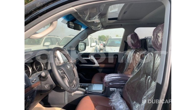 Big with watermark toyota land cruiser grande comore import dubai 1765