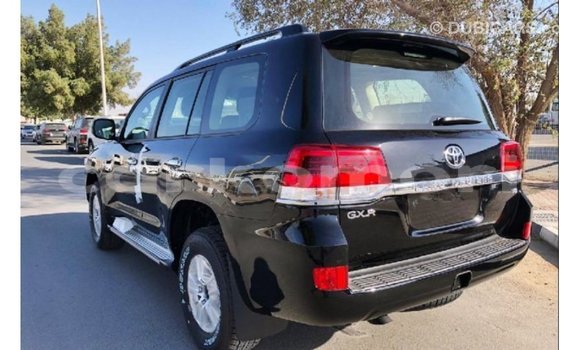 Buy Import Toyota Land Cruiser Black Car in Import - Dubai in Great Comore Buy Import Toyota Land Cruiser Black Car in Import - Dubai in Great Comore