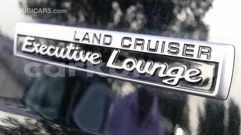 Big with watermark toyota land cruiser grande comore import dubai 1769