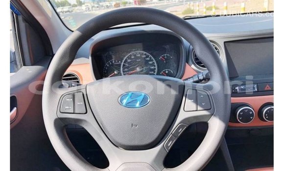 Acheter Import Voiture Hyundai i10 Bleu à Import - Dubai, Grande Comore Acheter Import Voiture Hyundai i10 Bleu à Import - Dubai, Grande Comore