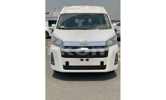 Buy Import Toyota Hiace White Car in Import - Dubai in Great Comore Buy Import Toyota Hiace White Car in Import - Dubai in Great Comore