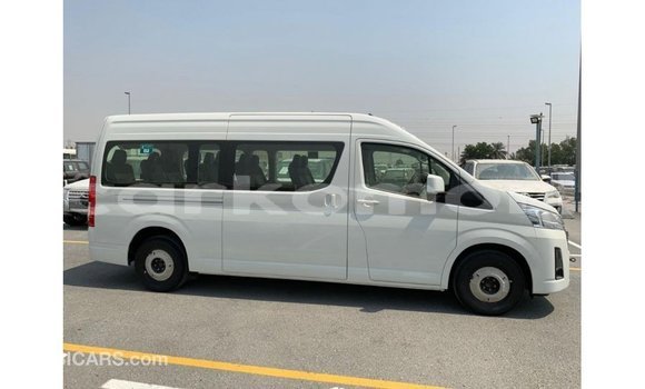 Buy Import Toyota Hiace White Car in Import - Dubai in Great Comore Buy Import Toyota Hiace White Car in Import - Dubai in Great Comore