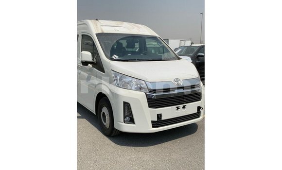 Buy Import Toyota Hiace White Car in Import - Dubai in Great Comore Buy Import Toyota Hiace White Car in Import - Dubai in Great Comore