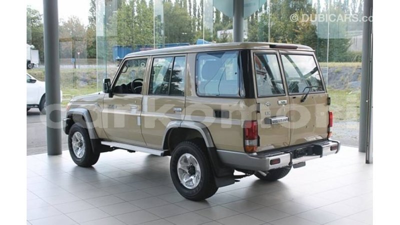 Big with watermark toyota land cruiser grande comore import dubai 1773