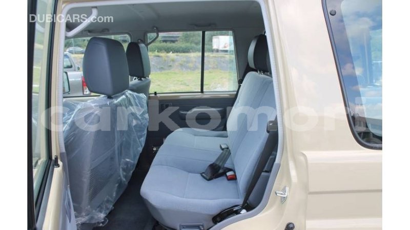 Big with watermark toyota land cruiser grande comore import dubai 1773