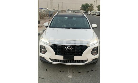 Buy Import Hyundai Santa Fe White Car in Import - Dubai in Great Comore Buy Import Hyundai Santa Fe White Car in Import - Dubai in Great Comore