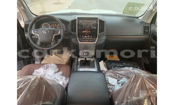 Buy Import Toyota Land Cruiser Black Car in Import - Dubai in Great Comore Buy Import Toyota Land Cruiser Black Car in Import - Dubai in Great Comore