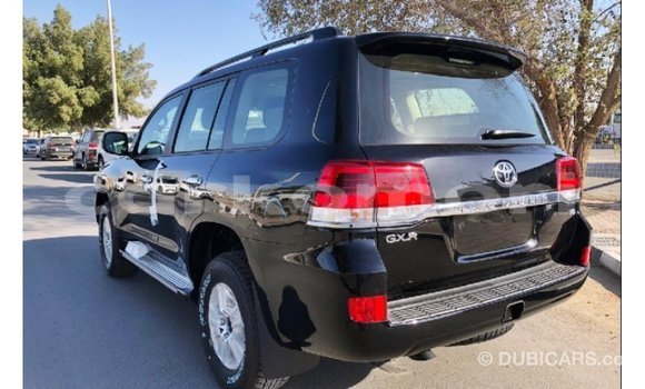 Buy Import Toyota Land Cruiser Black Car in Import - Dubai in Great Comore Buy Import Toyota Land Cruiser Black Car in Import - Dubai in Great Comore