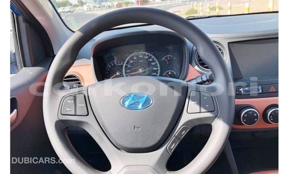 Acheter Import Voiture Hyundai i10 Bleu à Import - Dubai, Grande Comore Acheter Import Voiture Hyundai i10 Bleu à Import - Dubai, Grande Comore