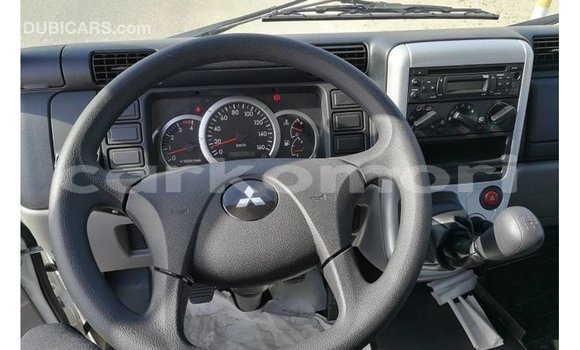 Buy Import Mitsubishi Carisma White Car in Import - Dubai in Great Comore Buy Import Mitsubishi Carisma White Car in Import - Dubai in Great Comore