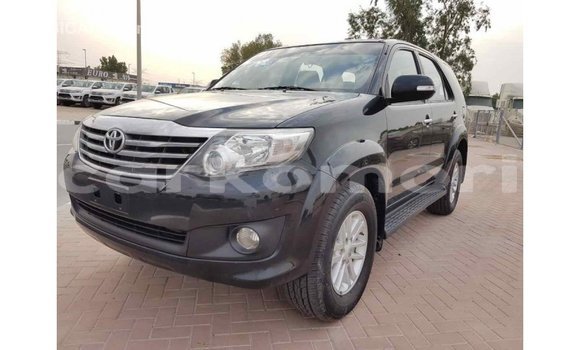 Acheter Import Voiture Toyota Fortuner Autre à Import - Dubai, Grande Comore Acheter Import Voiture Toyota Fortuner Autre à Import - Dubai, Grande Comore