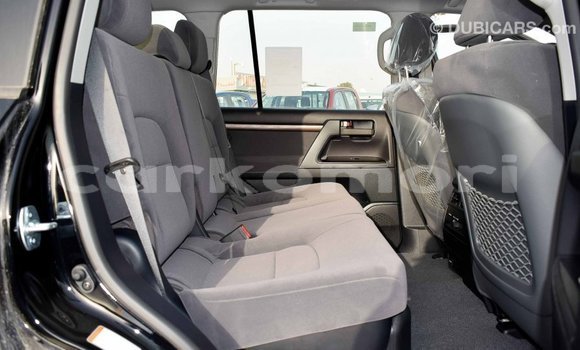 Buy Import Toyota Land Cruiser Black Car in Import - Dubai in Great Comore Buy Import Toyota Land Cruiser Black Car in Import - Dubai in Great Comore