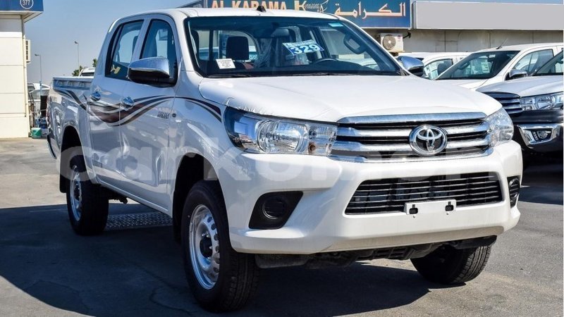 Big with watermark toyota hilux grande comore import dubai 1798
