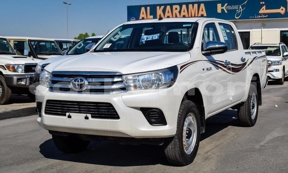 Buy Import Toyota Hilux White Car in Import - Dubai in Great Comore Buy Import Toyota Hilux White Car in Import - Dubai in Great Comore