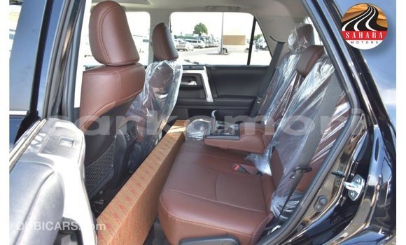 Acheter Import Voiture Toyota 4Runner Noir à Import - Dubai, Grande Comore Acheter Import Voiture Toyota 4Runner Noir à Import - Dubai, Grande Comore