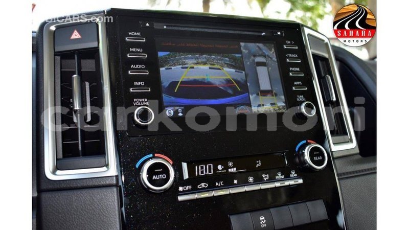 Big with watermark toyota granvia grande comore import dubai 1809