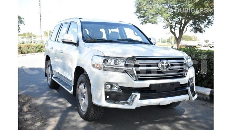 Big with watermark toyota land cruiser grande comore import dubai 1810