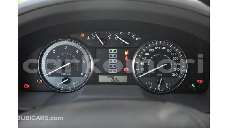 Big with watermark toyota land cruiser grande comore import dubai 1810