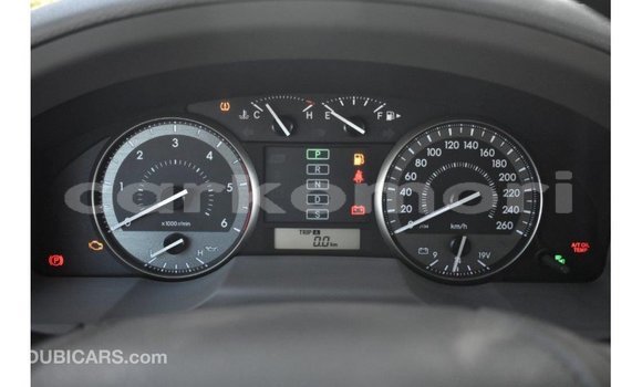 Acheter Import Voiture Toyota Land Cruiser Blanc à Import - Dubai, Grande Comore Acheter Import Voiture Toyota Land Cruiser Blanc à Import - Dubai, Grande Comore