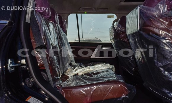 Buy Import Toyota Land Cruiser Black Car in Import - Dubai in Great Comore Buy Import Toyota Land Cruiser Black Car in Import - Dubai in Great Comore