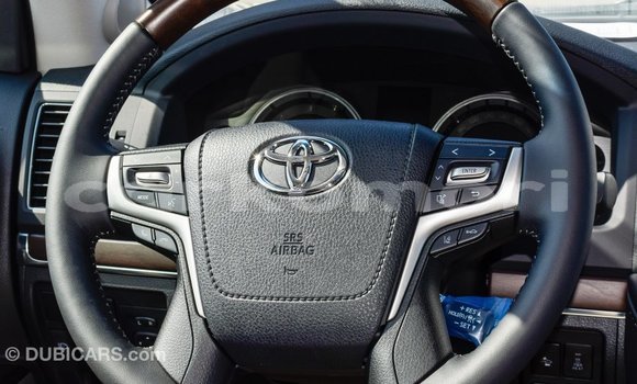 Buy Import Toyota Land Cruiser Black Car in Import - Dubai in Great Comore Buy Import Toyota Land Cruiser Black Car in Import - Dubai in Great Comore