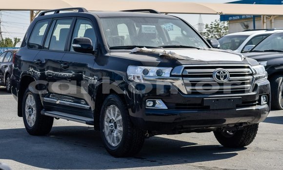 Buy Import Toyota Land Cruiser Black Car in Import - Dubai in Great Comore Buy Import Toyota Land Cruiser Black Car in Import - Dubai in Great Comore