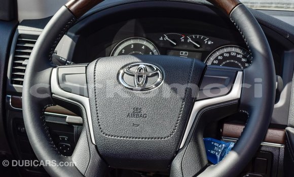 Buy Import Toyota Land Cruiser Black Car in Import - Dubai in Great Comore Buy Import Toyota Land Cruiser Black Car in Import - Dubai in Great Comore